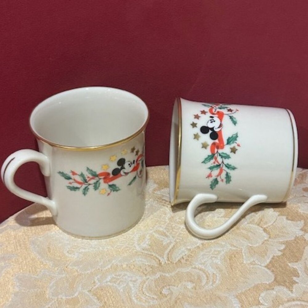 HOLIDAY🎄🎄DISNEY BY LENOX 2 Mickey Mouse Holly Gold Rim MUGS